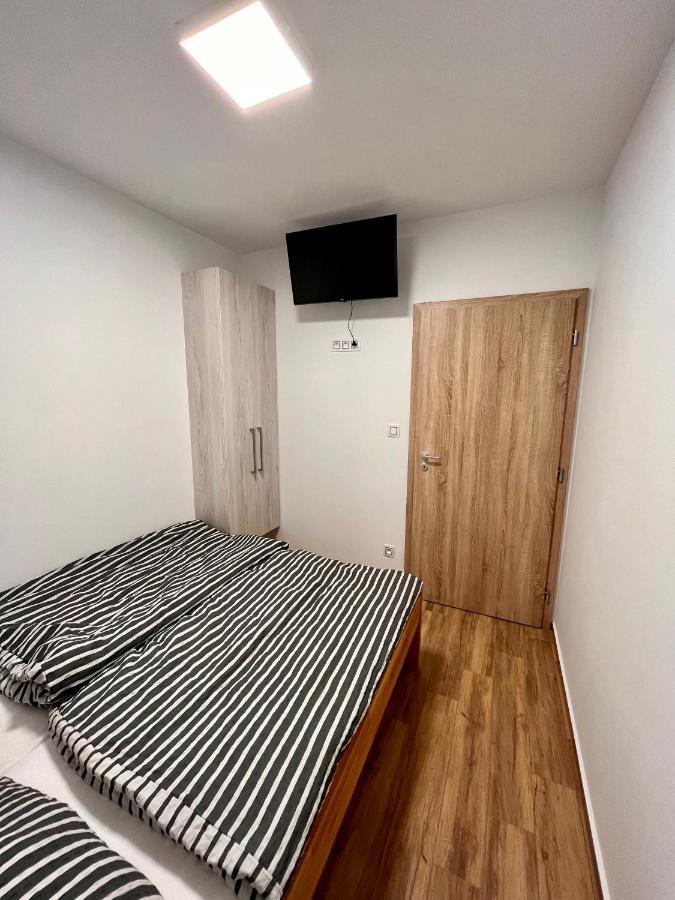 U Srubu Apartment Moravany  Екстериор снимка