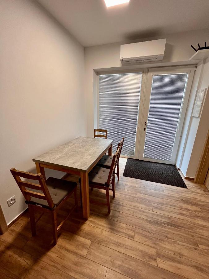 U Srubu Apartment Moravany  Екстериор снимка