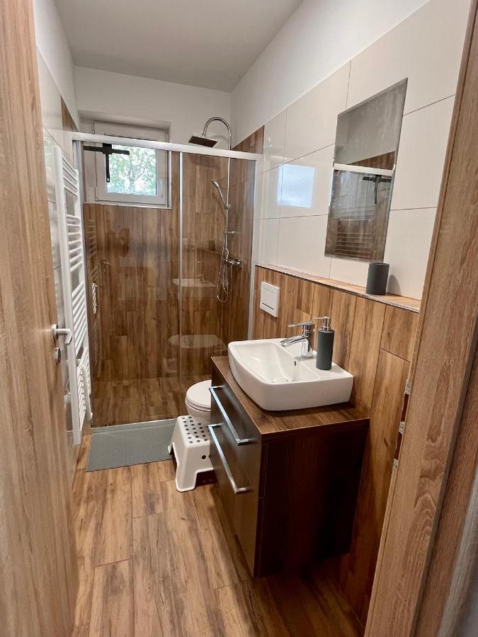 U Srubu Apartment Moravany  Екстериор снимка