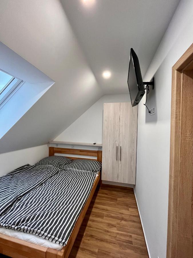 U Srubu Apartment Moravany  Екстериор снимка